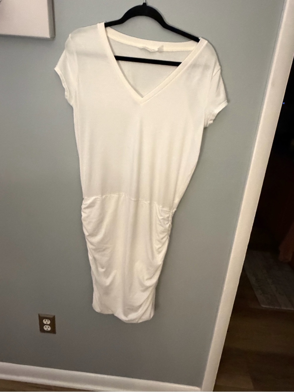 Athleta Topanga Fitted White Tee Dress Ruched Skirt Size Medium
